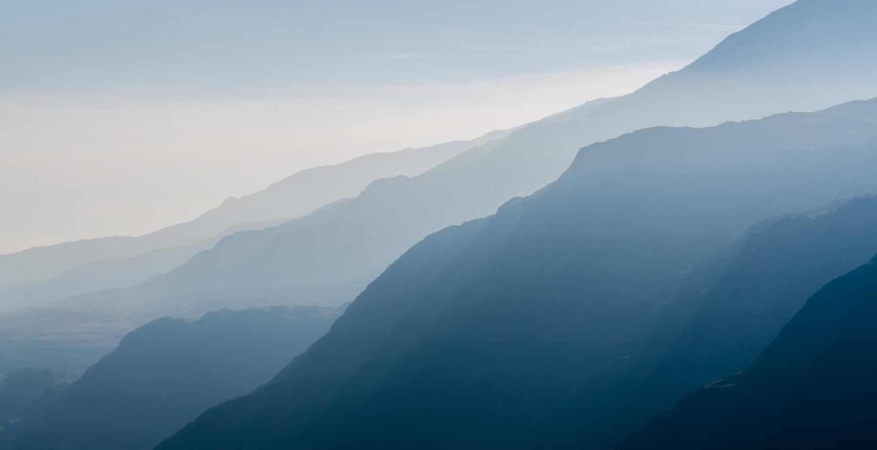 中期移动实名账号：流量卡在海外海外影视中的使用方法